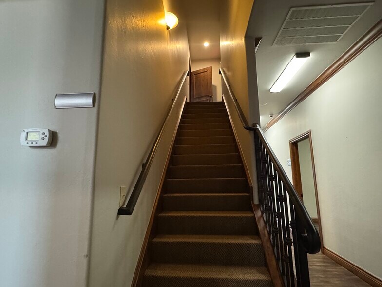 More Photos Of 9212 N Kelley Ave, Oklahoma City Office For Lease