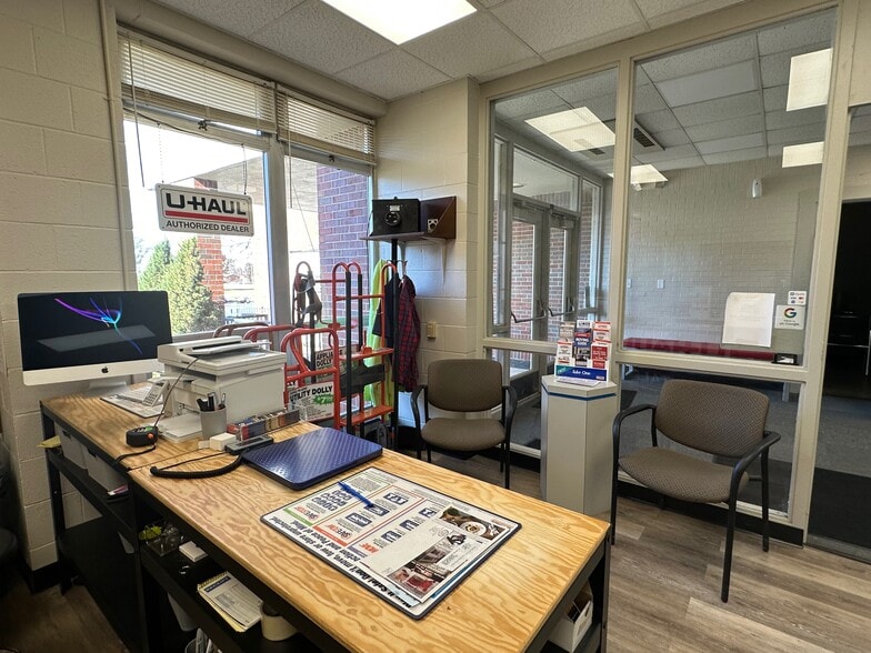 More Photos Of 9050 New Jackson Hwy, Magnolia Storefront Retail Office For Lease