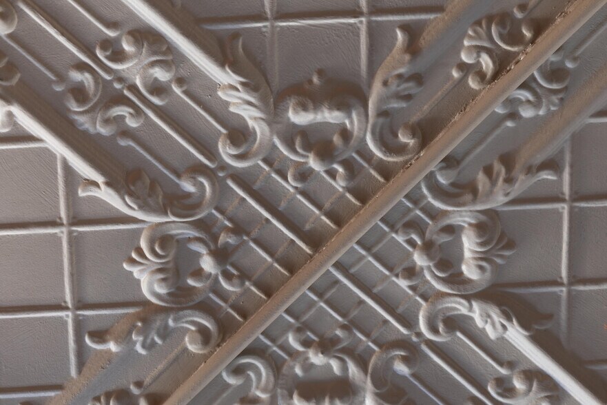 More Photos Of 5 S Newstead Ave, Saint Louis Office For Sale