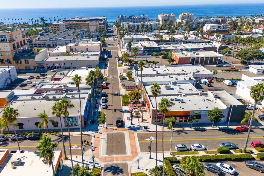 More Photos Of 615 Mission Ave, Oceanside Storefront For Sale