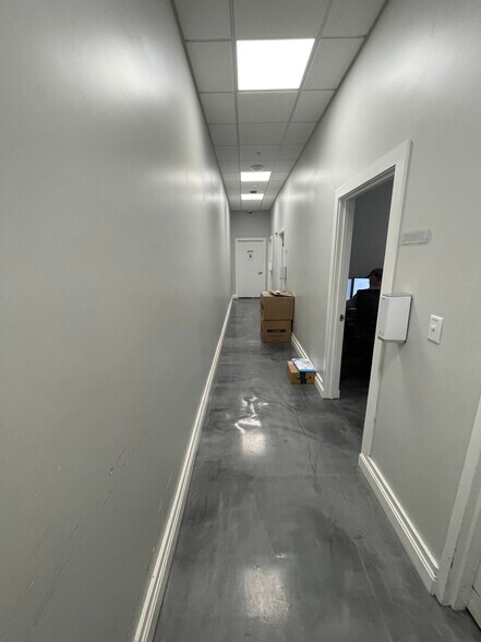 More Photos Of 34 Extension St, Attleboro Warehouse For Sale