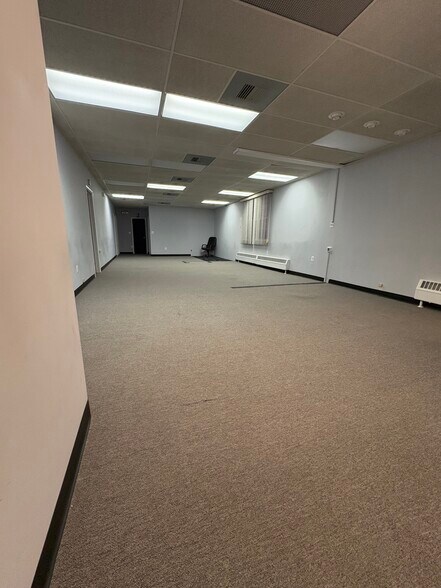 More Photos Of 141 Main St, South River Office For Sale