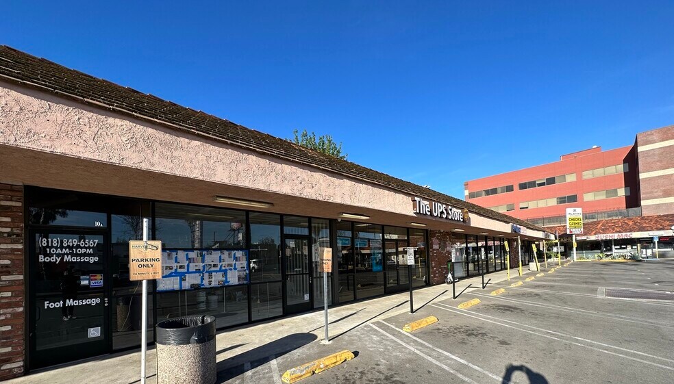 More Photos Of 15030 Ventura Blvd, Sherman Oaks Unknown For Lease