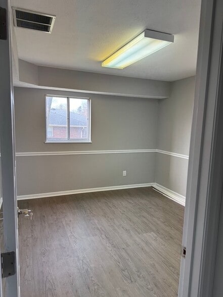 More Photos Of 2151 Miamisburg-Centerville Rd, Dayton Loft Creative Space For Lease