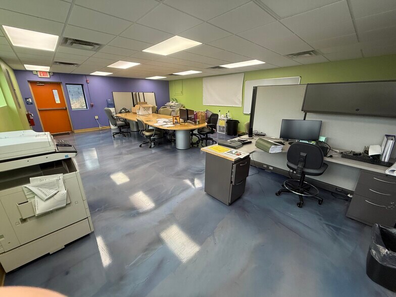 More Photos Of 3996 Mt Royal Blvd, Allison Park Medical For Lease