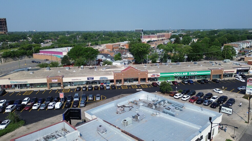 More Photos Of 5316 N Milwaukee Ave, Chicago Unknown For Lease