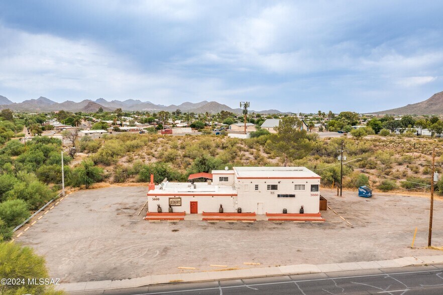 More Photos Of 3000 S Mission Rd, Tucson Storefront Retail Residential For Sale