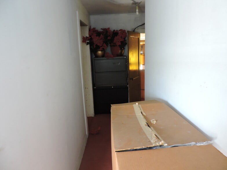 More Photos Of 1426 Kings Rd, Jacksonville Specialty For Sale