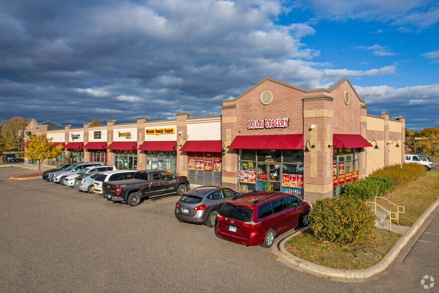 Primary Photo Of 8450-8470 Xerxes Ave N, Brooklyn Park General Retail For Lease