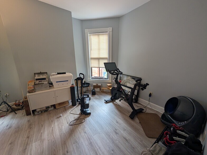 More Photos Of 1325 Hepburn Ave, Louisville Apartments For Sale