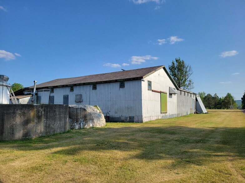 More Photos Of 8955 Swamp Rd, Waterville Restaurant For Sale