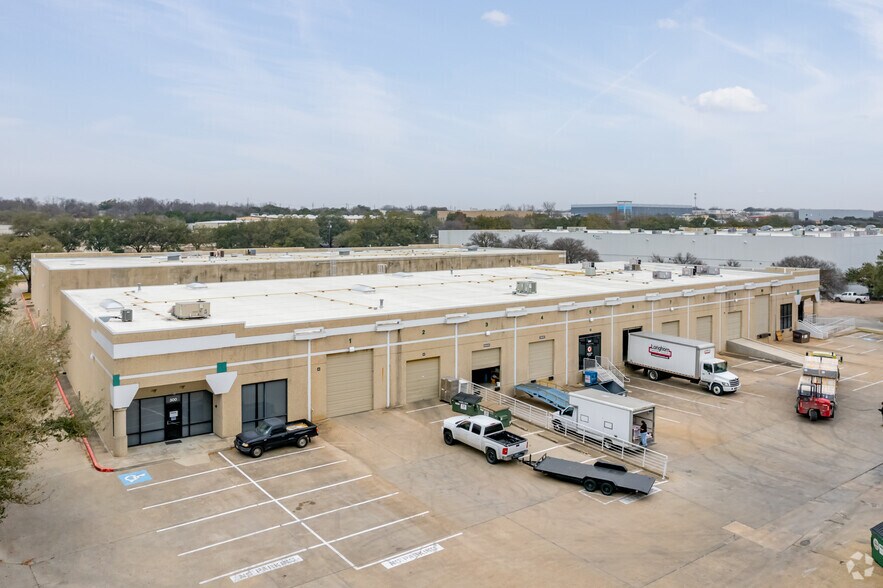 More Photos Of 8901 Wall St, Austin Warehouse For Lease
