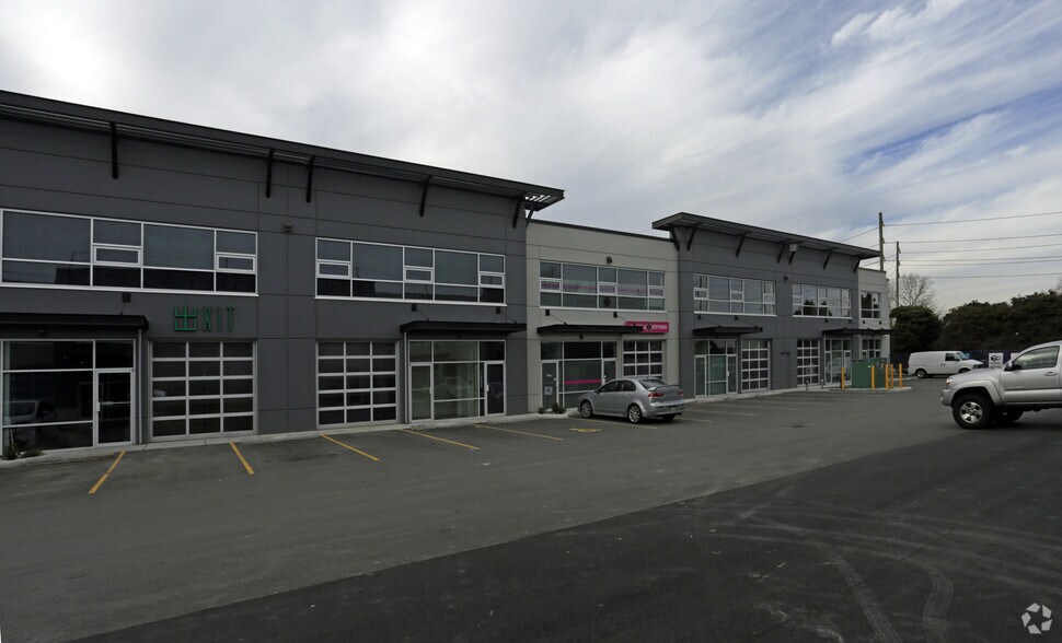 More Photos Of 9111 Beckwith Rd, Richmond Warehouse For Lease