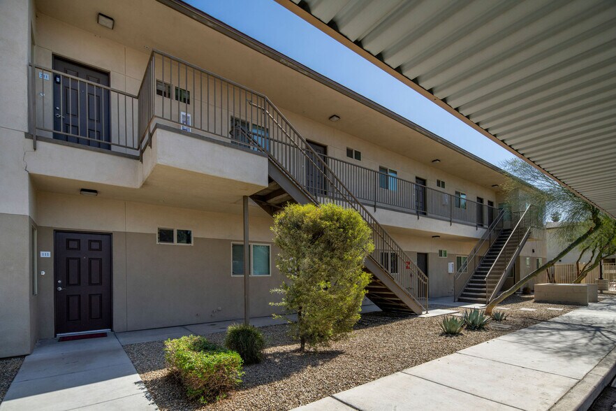 More Photos Of 2016 W Orangewood Ave, Phoenix Apartments For Sale