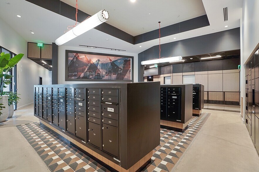 More Photos Of 2950 Arkins Ct, Denver Apartments For Lease