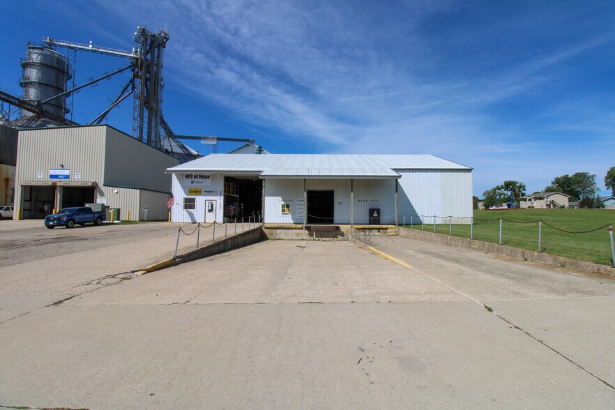 More Photos Of 107 8th Ave SW, Kasson Specialty For Sale