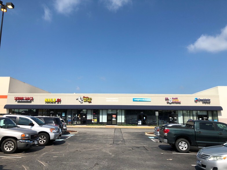 More Photos Of 1201-1301 N Military Hwy, Norfolk Unknown For Lease