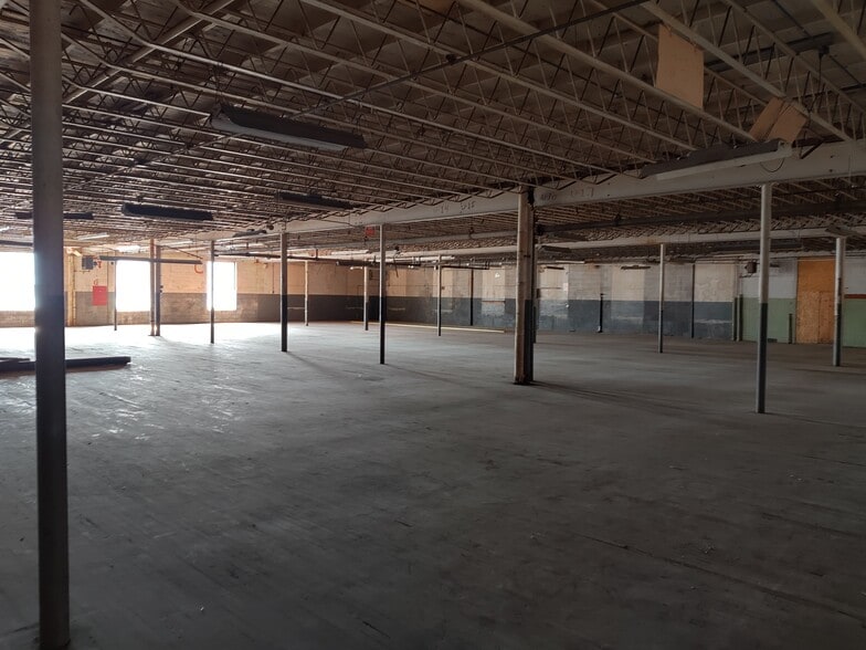 More Photos Of 1340-1400 Chestnut St, Kulpmont Manufacturing For Lease