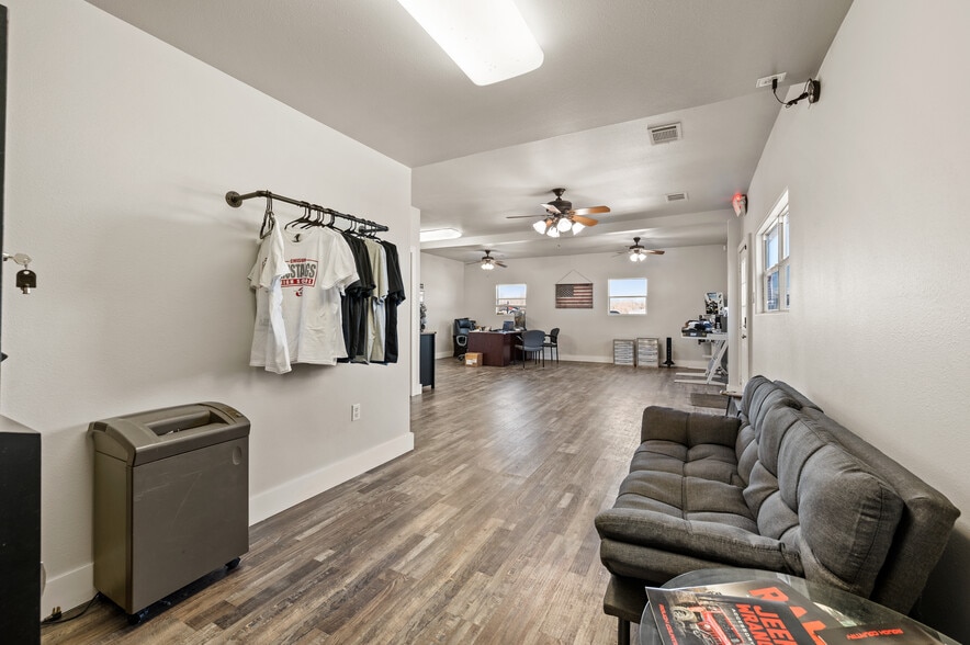 More Photos Of 204 County Road 4225, Bonham Industrial For Sale