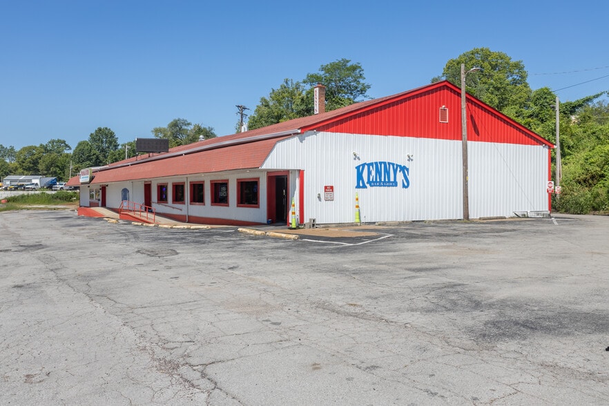 More Photos Of 7045 US Highway 61 67, Barnhart Restaurant For Sale