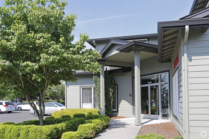More Photos Of 12214 SE Mill Plain Blvd, Vancouver Medical For Lease