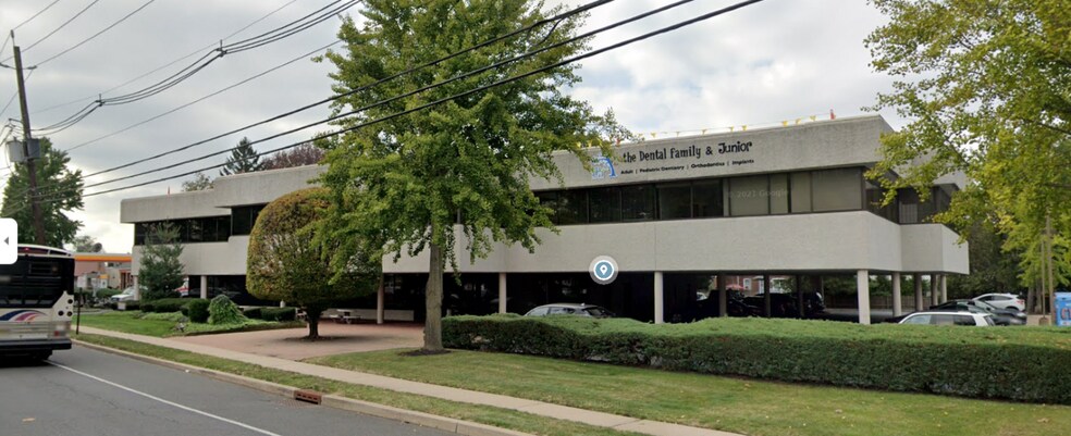 Primary Photo Of 1150 Raritan Rd, Cranford Office For Lease