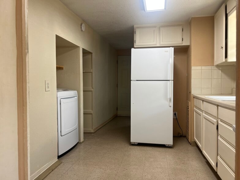 More Photos Of 403 Columbia Dr SE, Albuquerque Multifamily For Sale