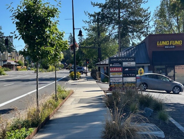 More Photos Of 16000-16118 Boones Ferry Rd, Lake Oswego Restaurant For Sale