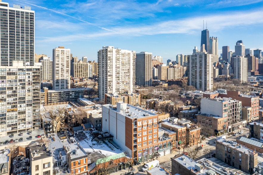 More Photos Of 1513 N Wells St, Chicago Apartments For Lease
