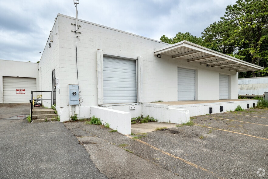 Primary Photo Of 3669 Route 112, Coram Warehouse For Lease