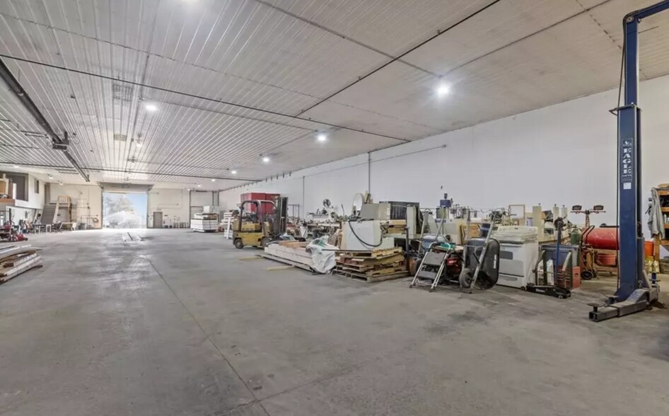 More Photos Of 212 Idaho St, Farrell Manufacturing For Sale