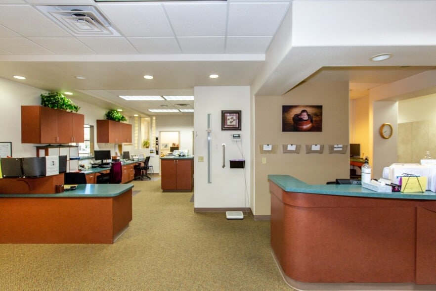More Photos Of 1005 Division St, Prescott Medical For Sale