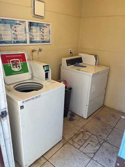 More Photos Of 1391 N Palm Ave, Fresno Apartments For Sale