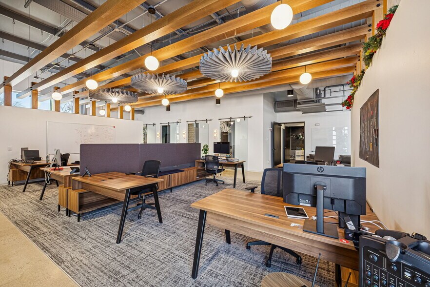 More Photos Of 5101 Kentucky Ave, Nashville Office For Sale