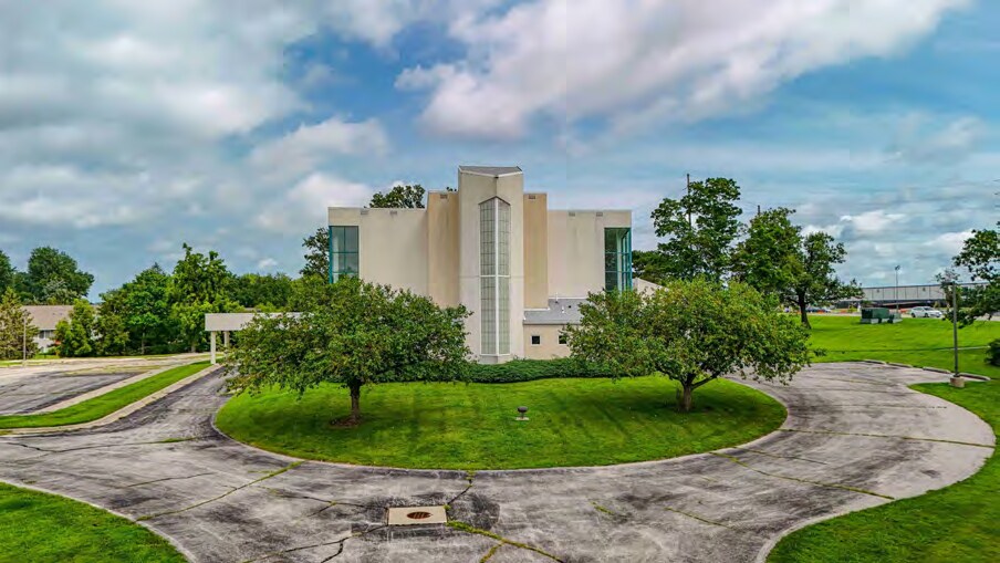More Photos Of 640 Blairs Ferry Rd NE, Cedar Rapids Religious Facility For Sale