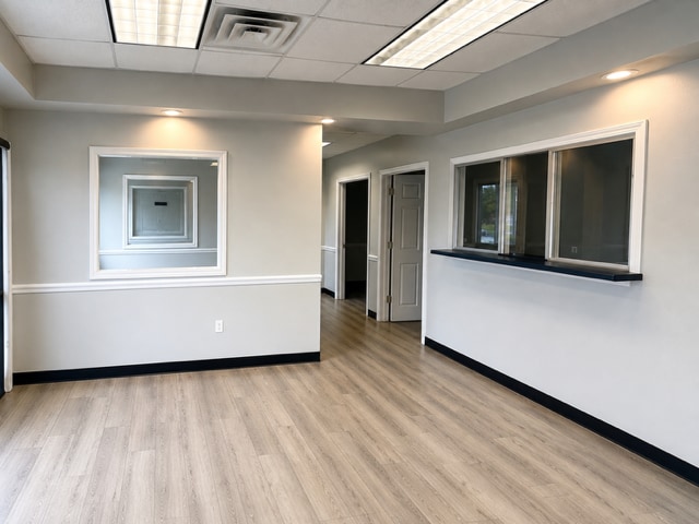 More Photos Of 905 S Rogers St, Clarksville Auto Dealership For Lease