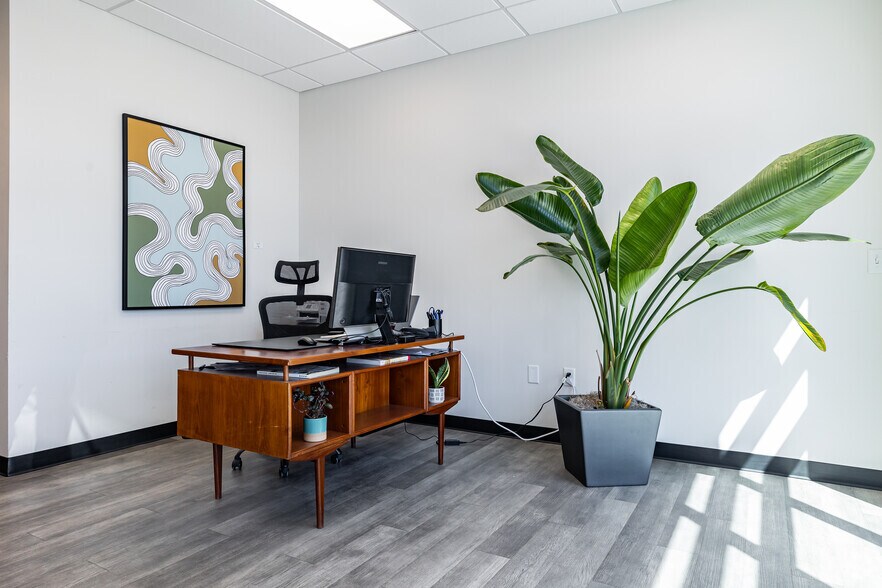 Photo of 1st Floor Ste Small Warehouse