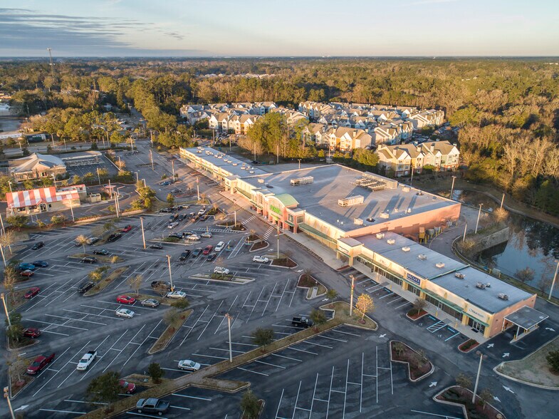 More Photos Of 7749-7755 Normandy Blvd, Jacksonville Unknown For Lease