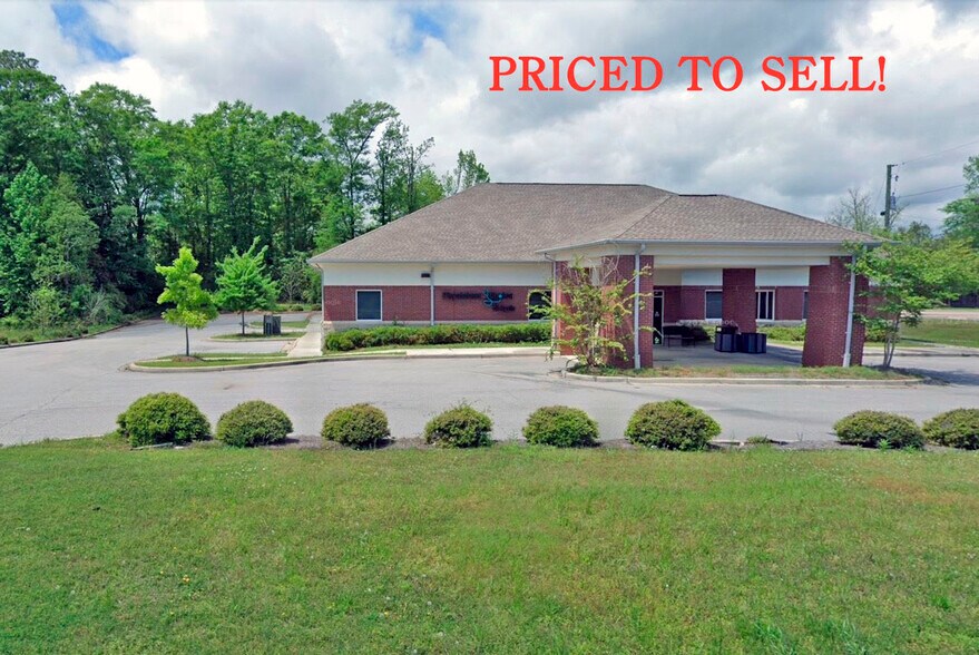 Primary Photo Of 1014 S Forest Ave, Luverne Office For Sale