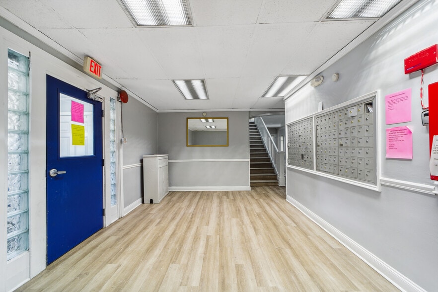 More Photos Of 11118 Clifton Blvd, Cleveland Apartments For Sale