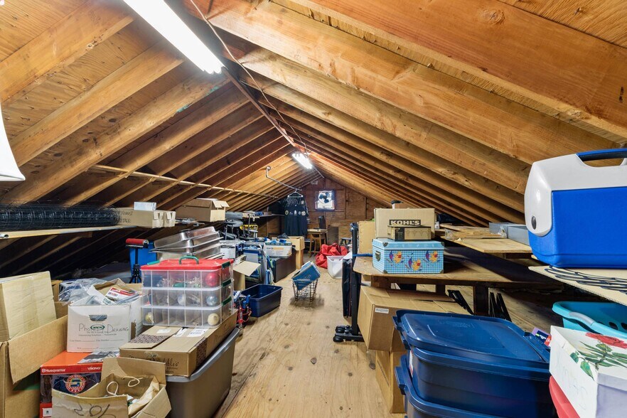 More Photos Of 309 Lynwood Ave, Jenkintown Warehouse For Sale