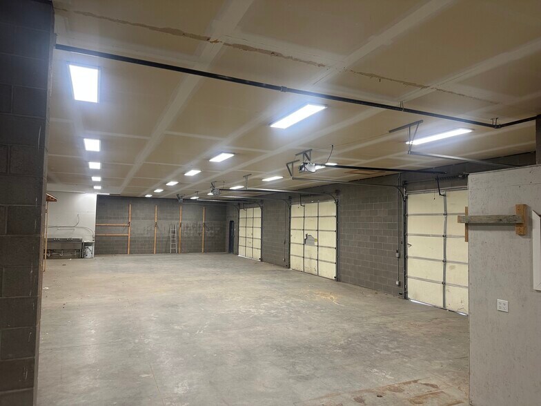 More Photos Of 462 Airport Rd, Heber City Flex For Lease