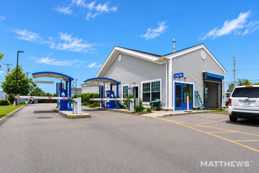 More Photos Of 2313 Post Rd, Warwick Office For Sale