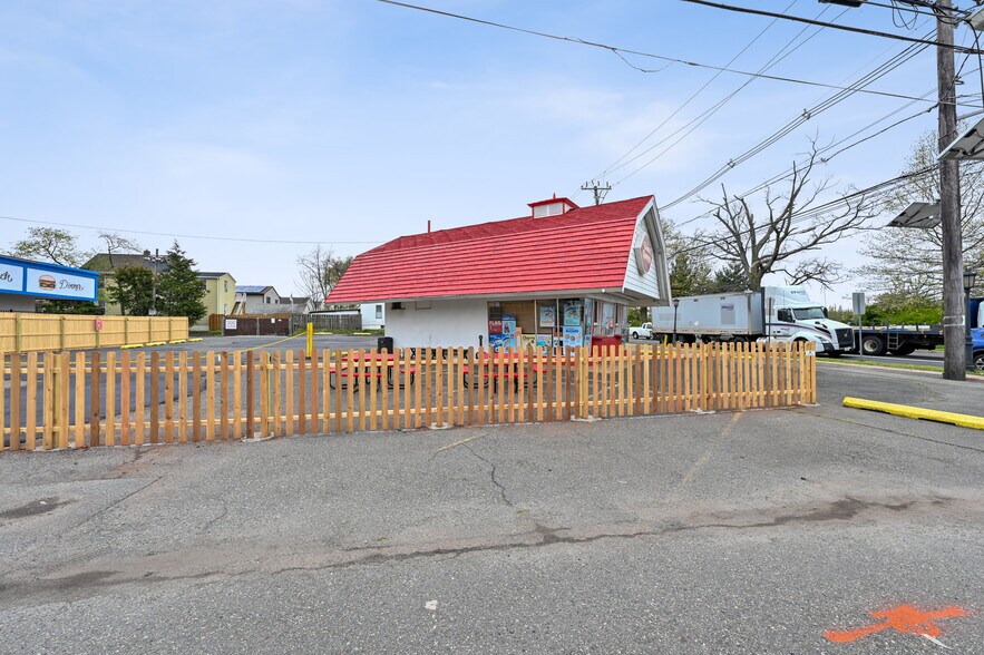 More Photos Of 735 E Hazelwood Ave, Rahway Land For Sale