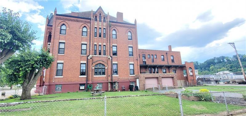 More Photos Of 704 Market St, Mckeesport Specialty For Sale