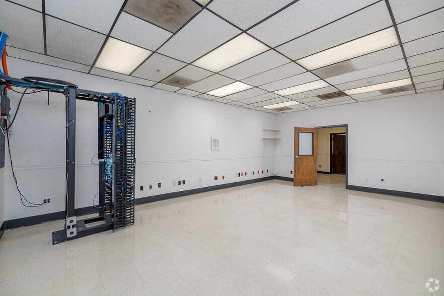 More Photos Of 1791 Mount Zion Rd, Morrow Warehouse For Lease
