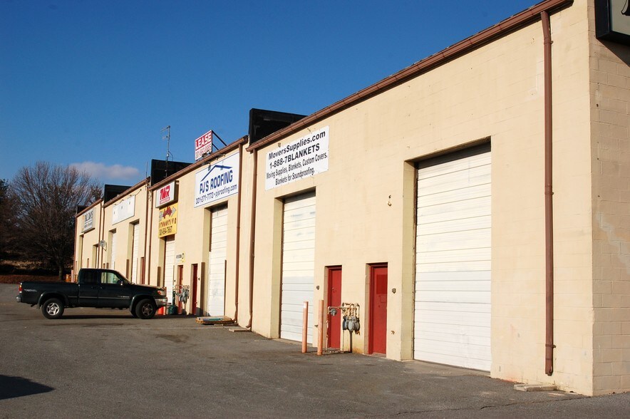 More Photos Of 5714 Industry Ln, Frederick Warehouse For Lease