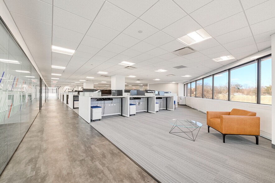 More Photos Of 1266 E Main St, Stamford Office For Lease