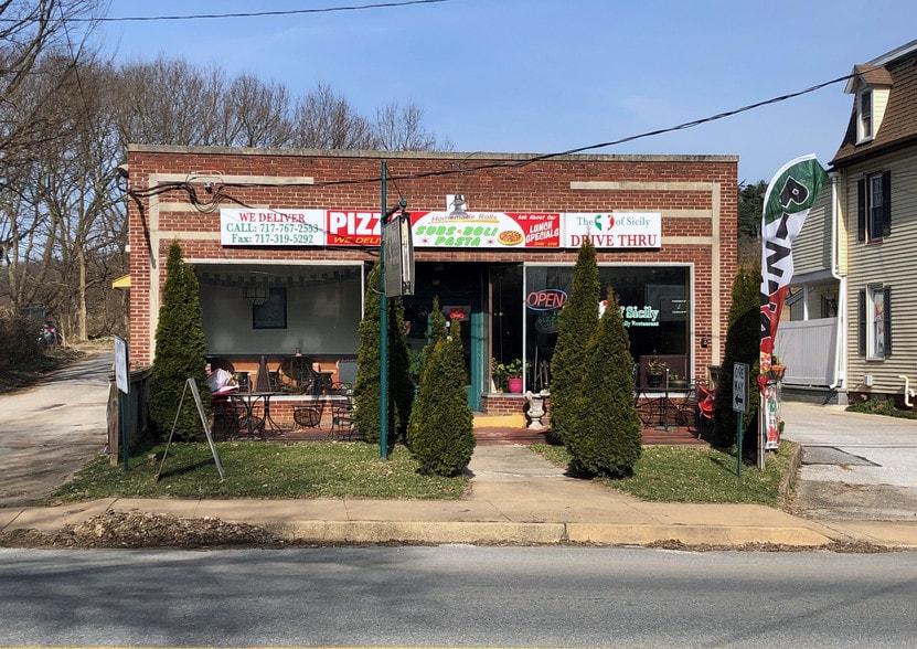 More Photos Of 3186 N George St, Emigsville Restaurant For Sale