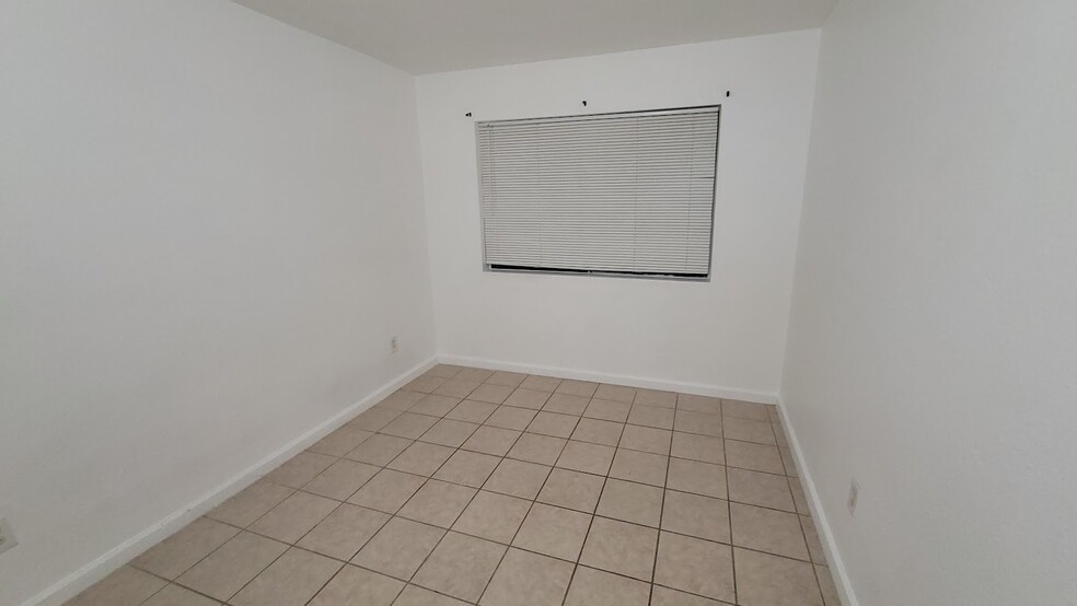More Photos Of 43965 Towne St, Indio Apartments For Sale